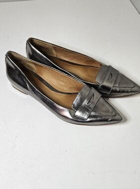 Coach Tabitha Loafers Silver Leather Flats Pointed Toes 7.5 Women's